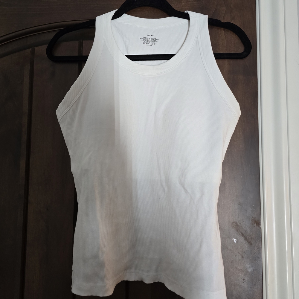 Chic White Women's Tank Top